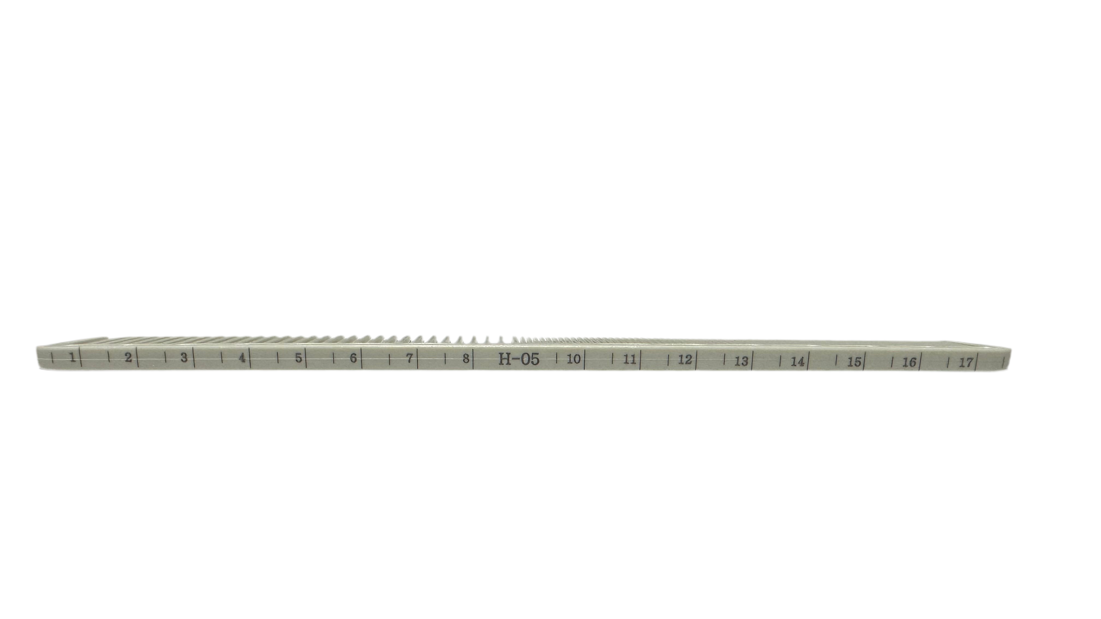 Professional Hairdresser Comb H-05